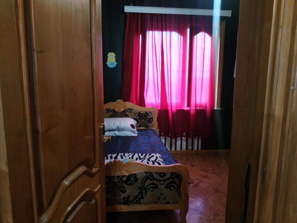 Сибиряк Tskaltubo Luaran gambar